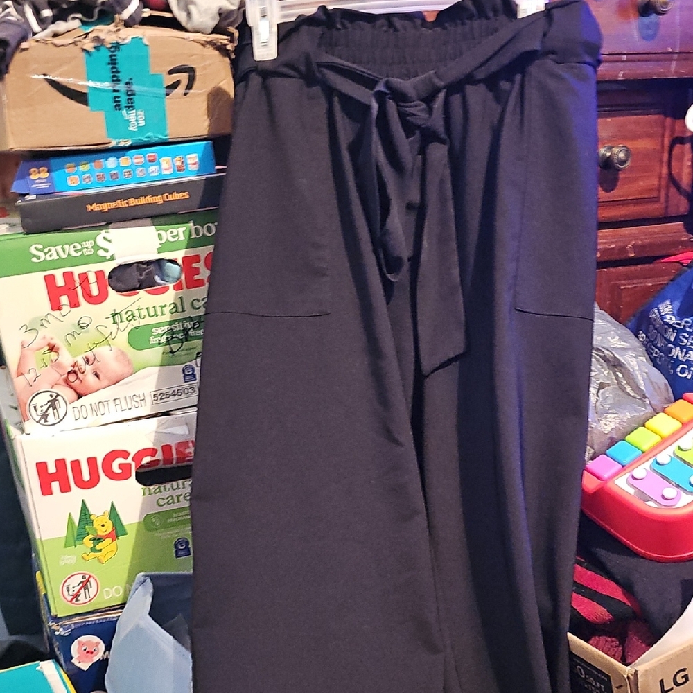 !!. Women's  Size 22W Pants